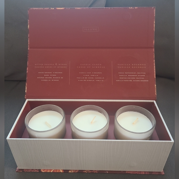 Illume Festive Market Candle Gift Box, Set of 3🕯 - Picture 4 of 4